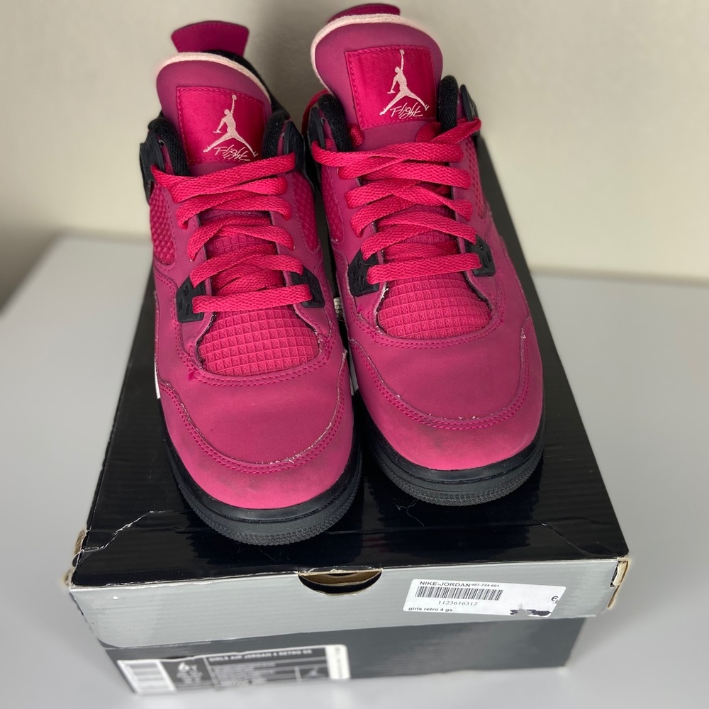 Valentine’s Retro 4 ❣️ - Picture 5 of 5